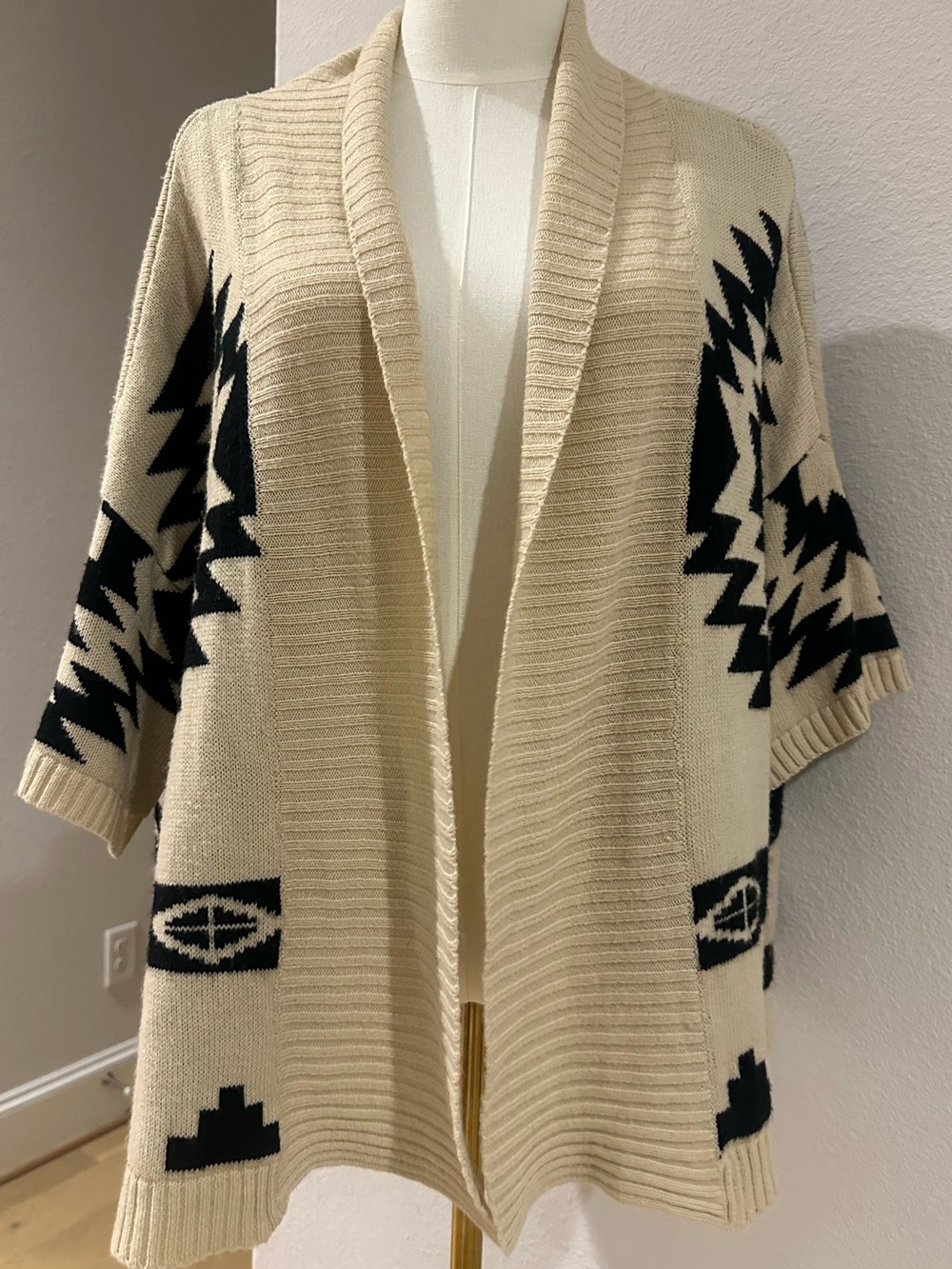 IRIS Cream and Black Aztec Knit Mohair Open-Front Cardigan